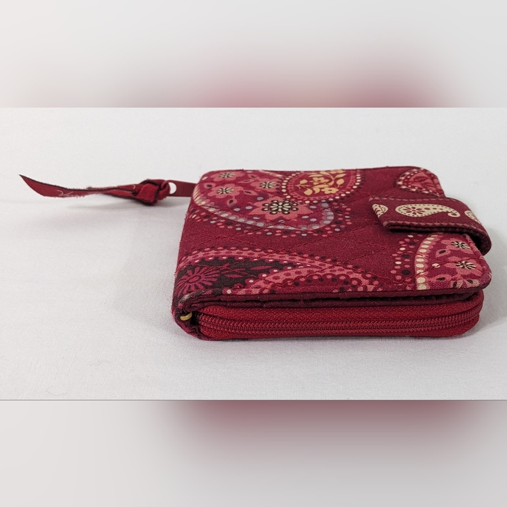 Vera Bradley Retired Mesa Red Burgundy Bifold Wallet Change ID Bandana Paisley - Picture 5 of 13
